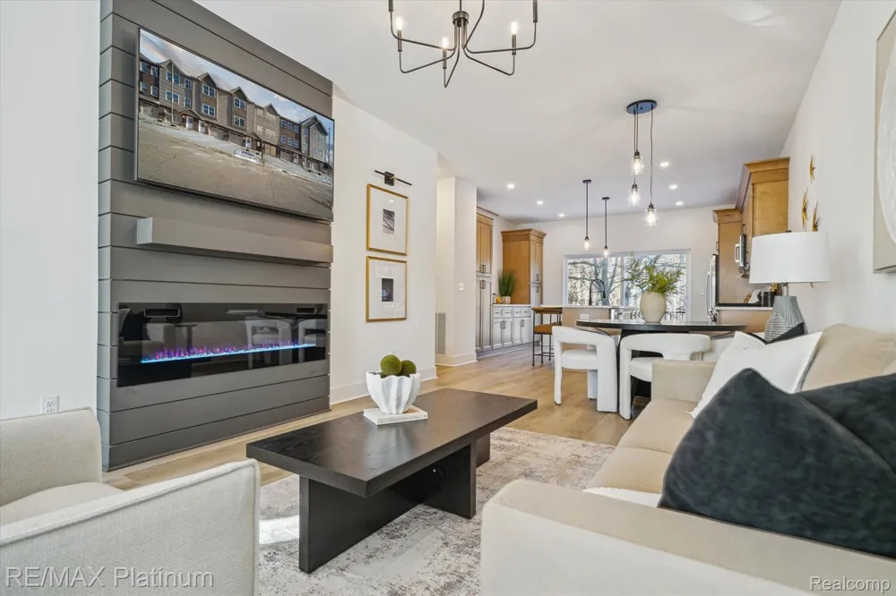1665 Pinecroft Lane Howell Township, MI 48855