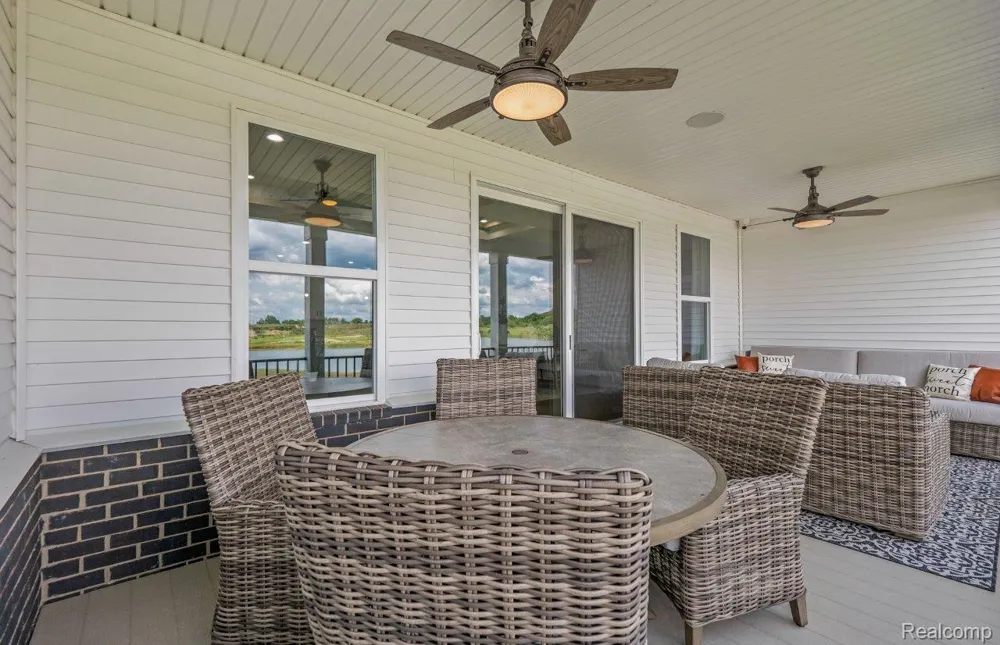 3952 Bay Terrace Milford Charter Township, MI 48381