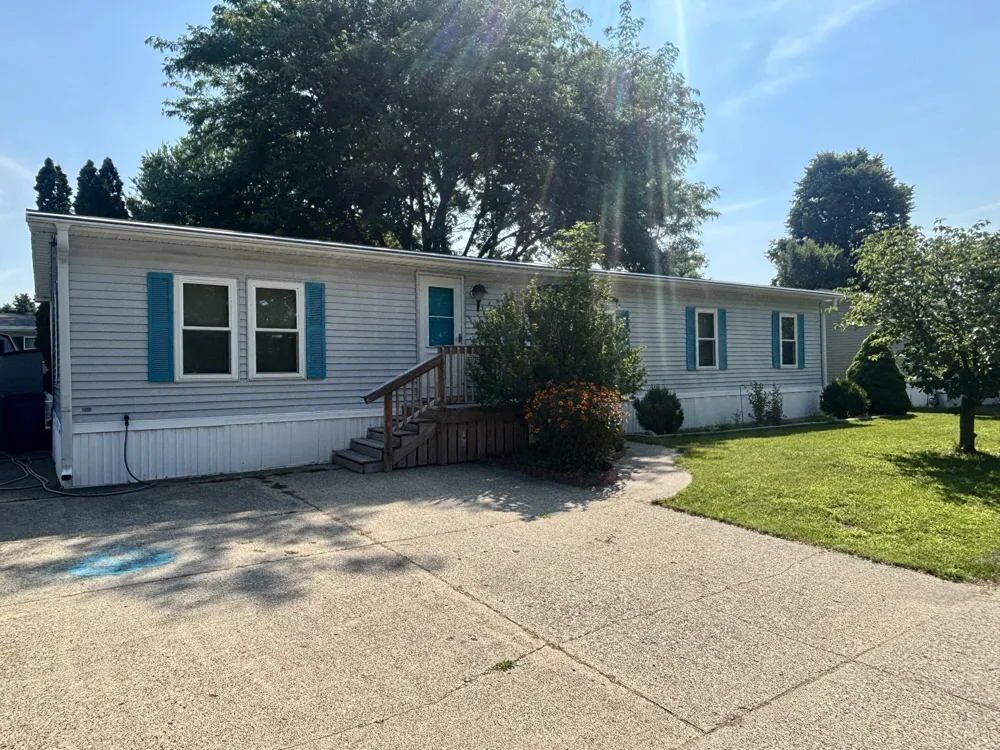 14288 Winters Creek W Olive Township, MI 49460