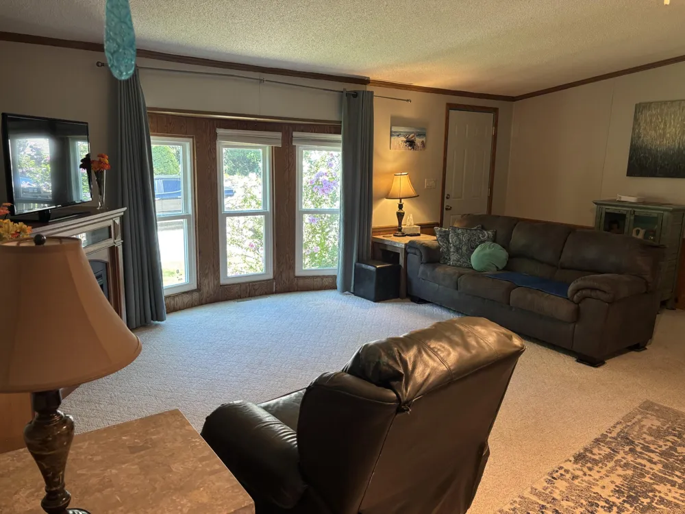14288 Winters Creek W Olive Township, MI 49460