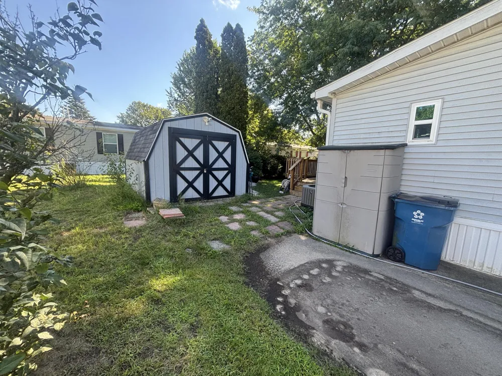 14288 Winters Creek W Olive Township, MI 49460