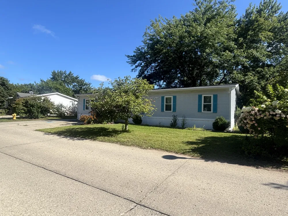 14288 Winters Creek W Olive Township, MI 49460
