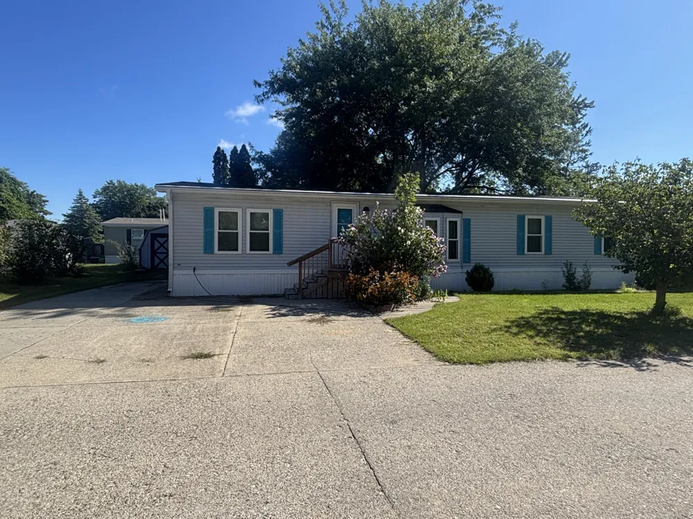 14288 Winters Creek W Olive Township, MI 49460