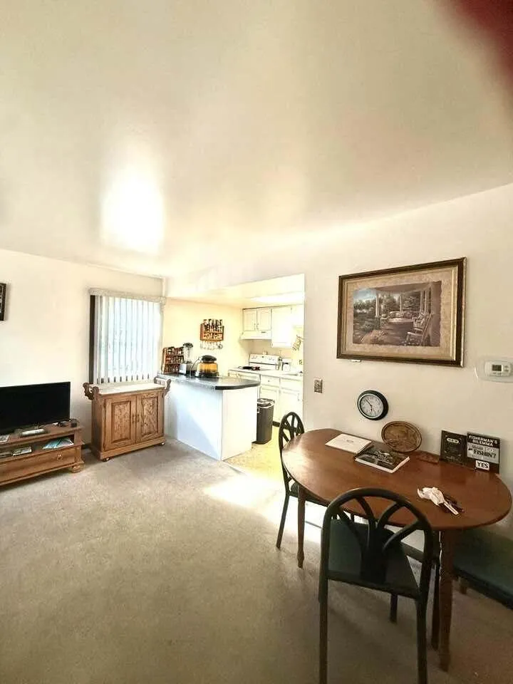 199 E 34th Street #5 Holland City, MI 49423
