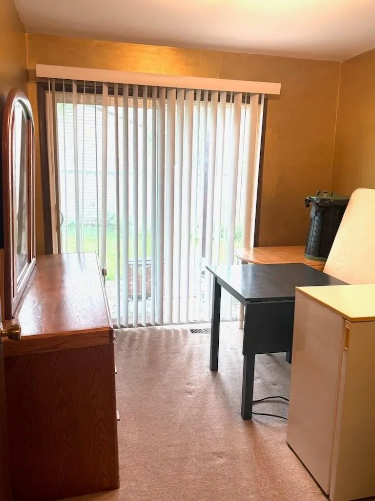 199 E 34th Street #5 Holland City, MI 49423