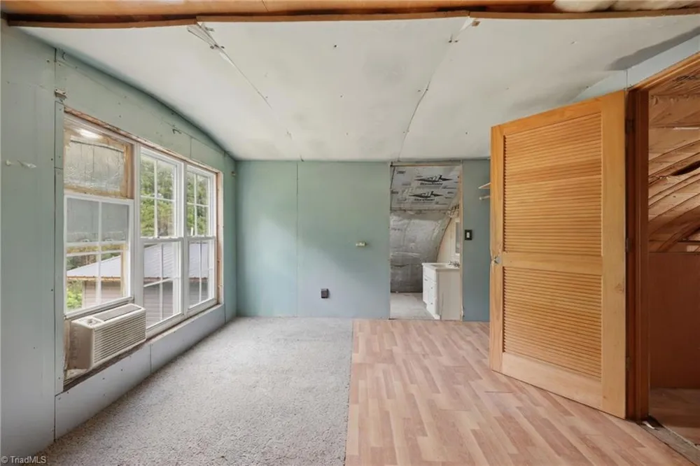 209 Bruno Lane Boomer, NC 28606