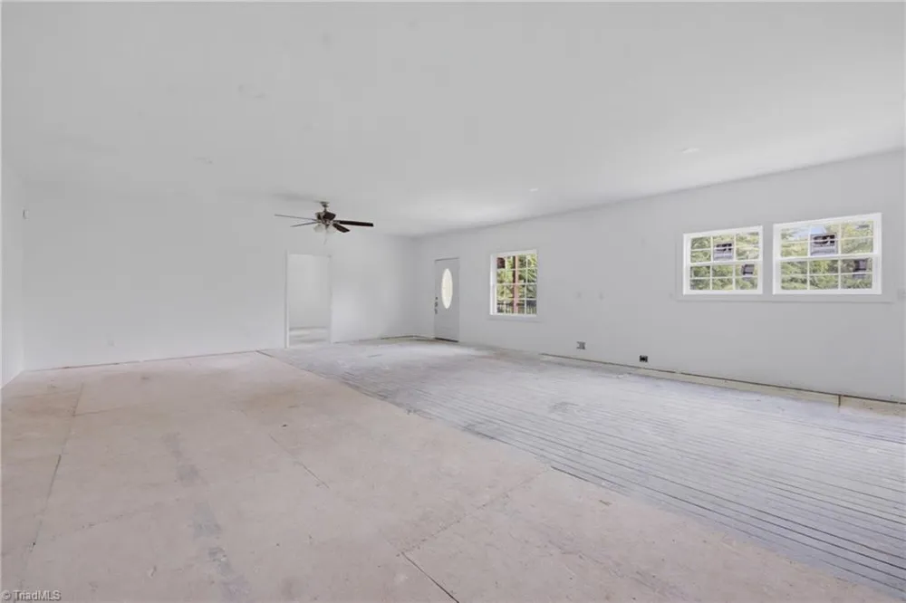 209 Bruno Lane Boomer, NC 28606