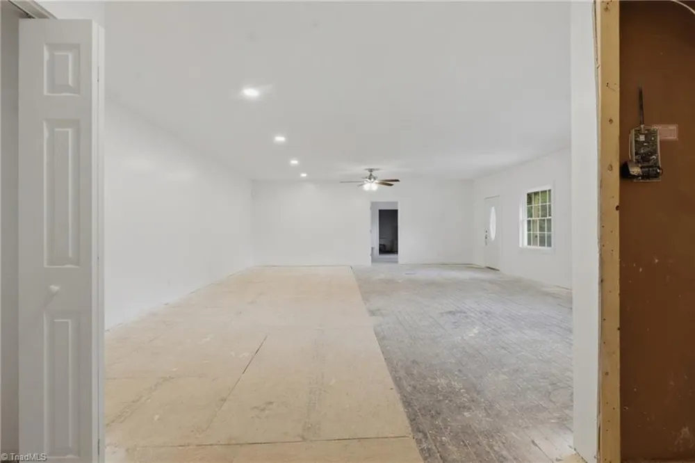 209 Bruno Lane Boomer, NC 28606
