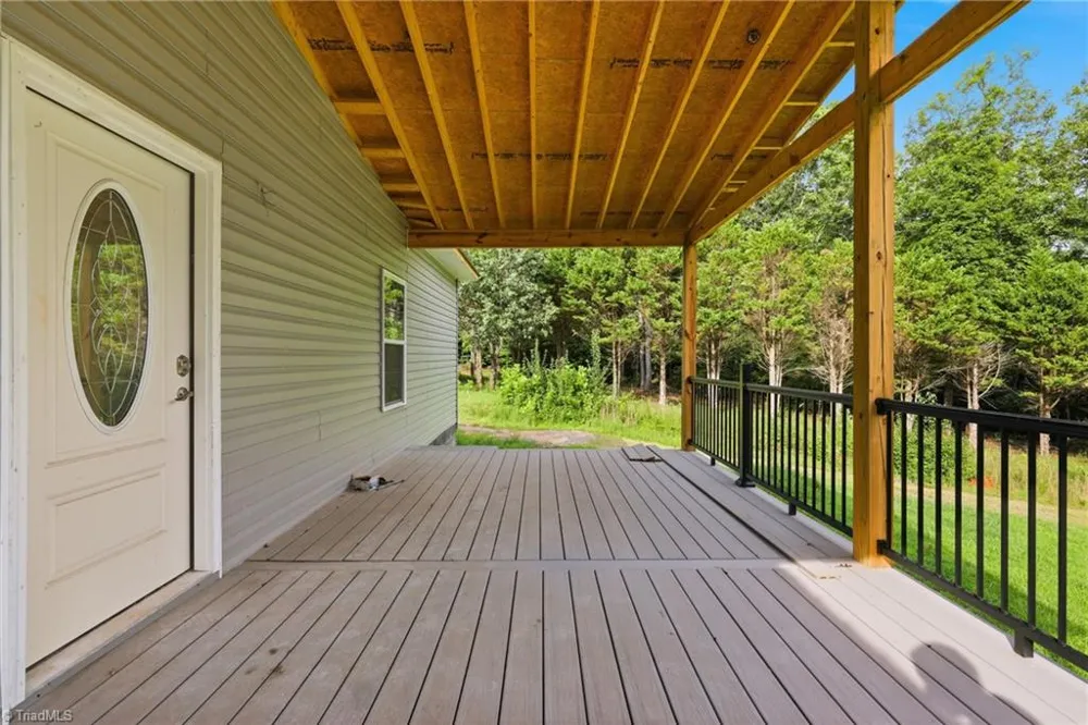 209 Bruno Lane Boomer, NC 28606