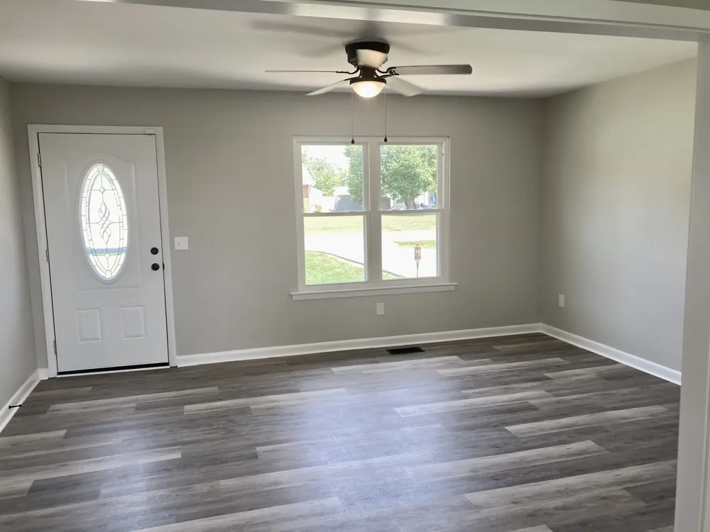 221 Austin Dr Portland, TN 37148