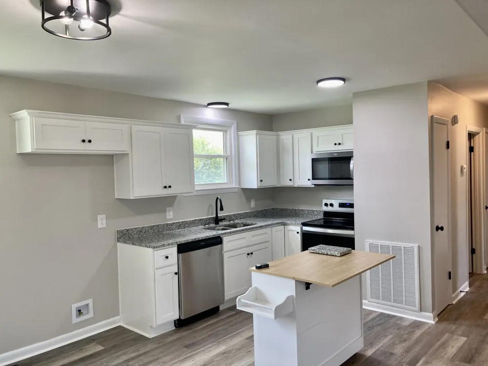 221 Austin Dr Portland, TN 37148