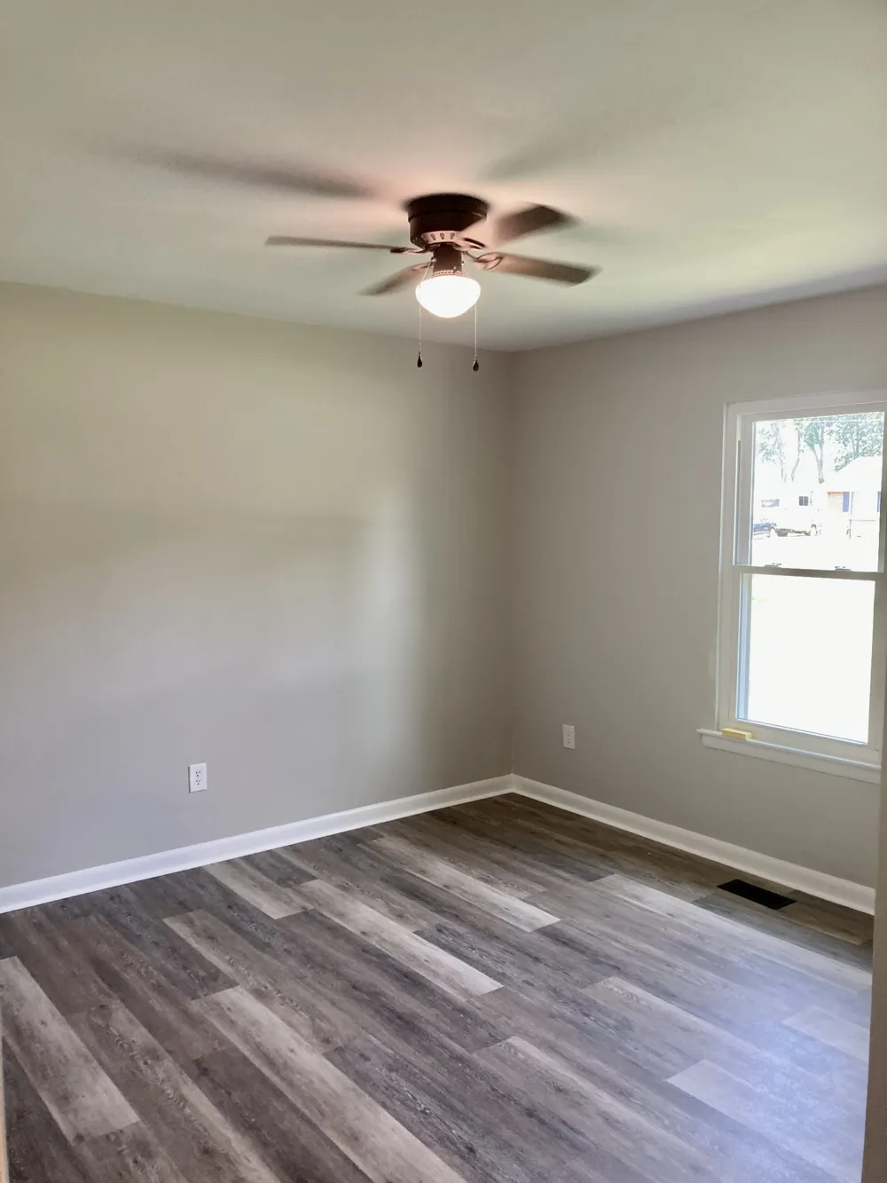 221 Austin Dr Portland, TN 37148