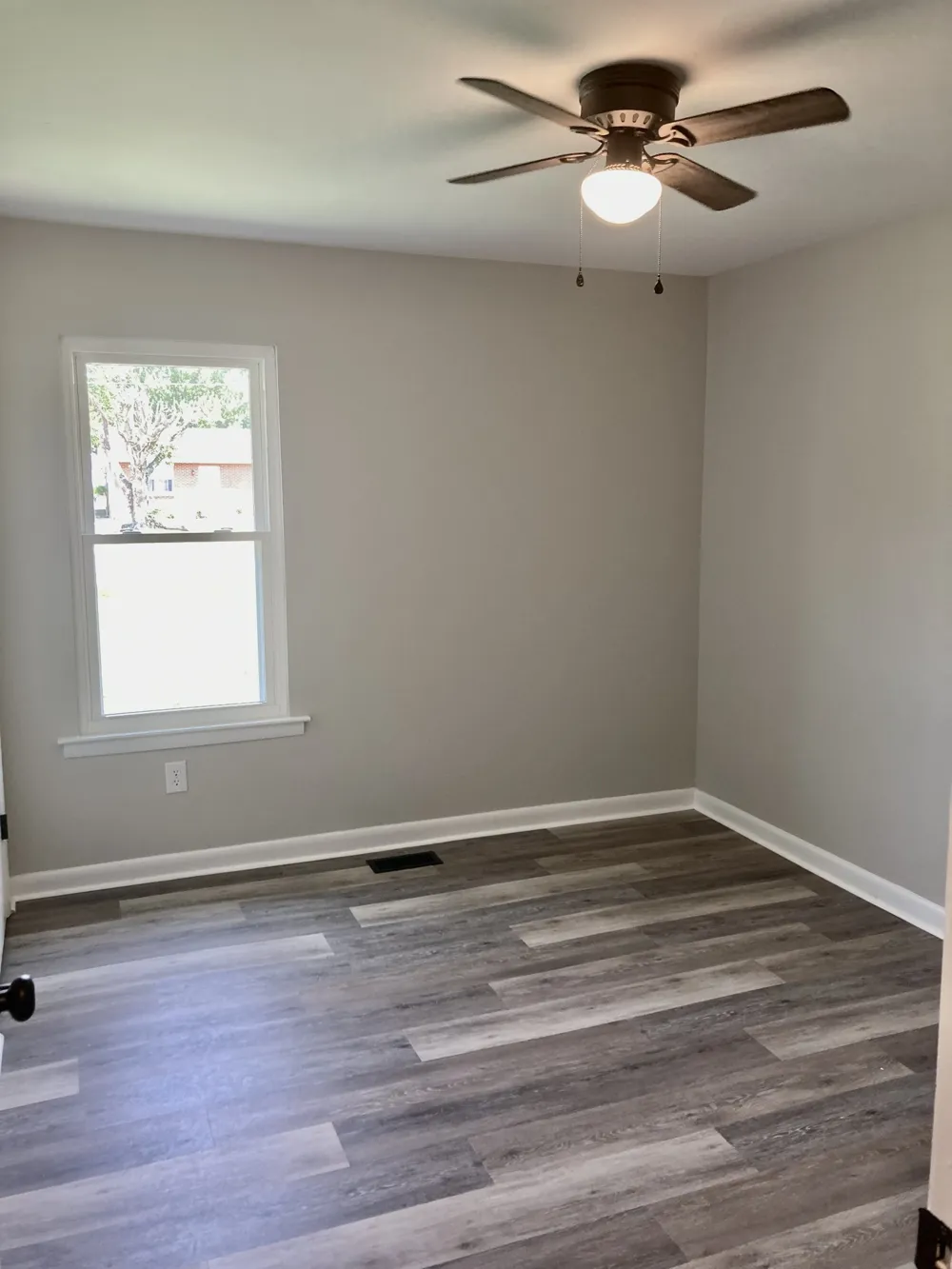 221 Austin Dr Portland, TN 37148