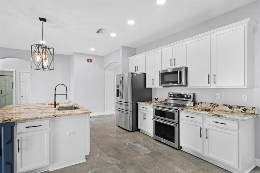 3059 HOBAN AVENUE Spring Hill, FL 34609