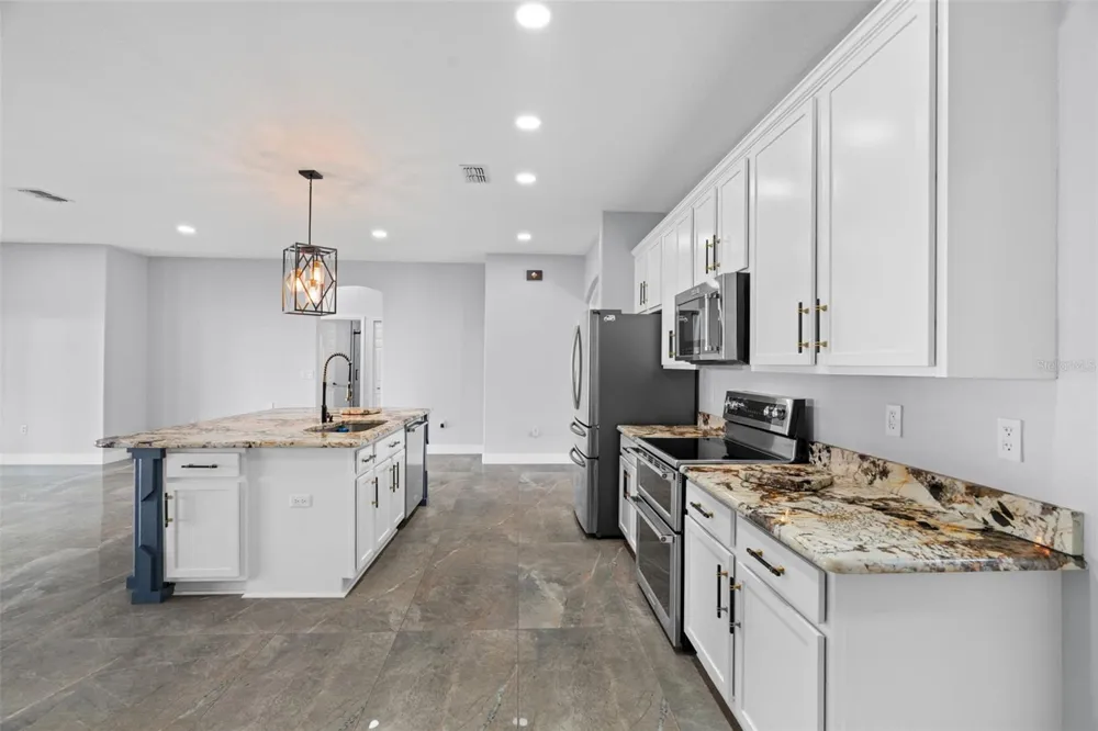 3059 HOBAN AVENUE Spring Hill, FL 34609