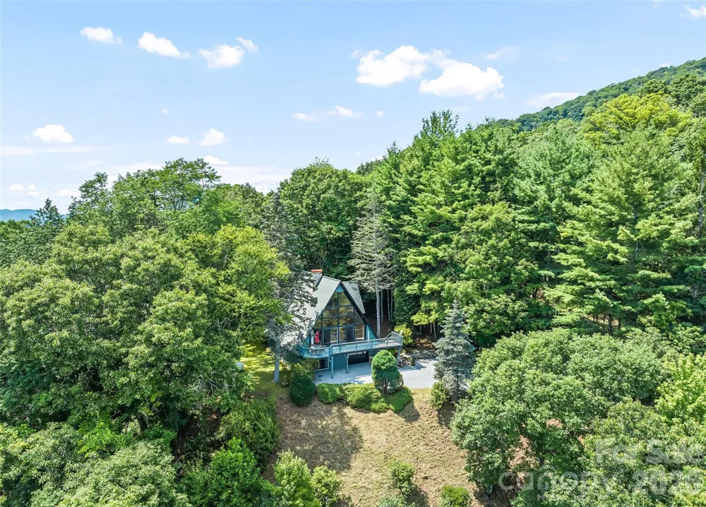 350 Quail Ridge Drive Maggie Valley, NC 28751