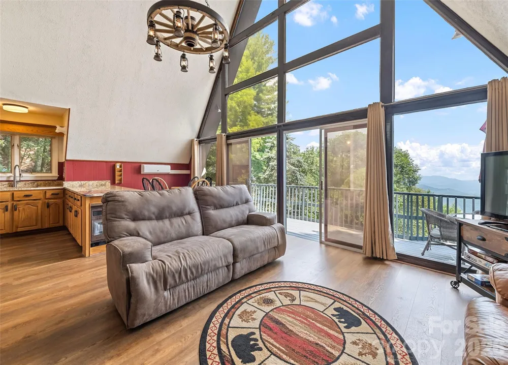 350 Quail Ridge Drive Maggie Valley, NC 28751