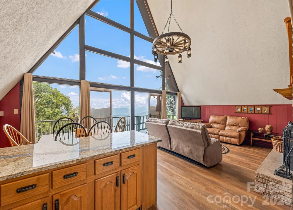 350 Quail Ridge Drive Maggie Valley, NC 28751