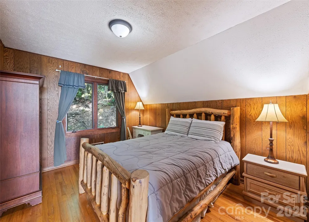 350 Quail Ridge Drive Maggie Valley, NC 28751