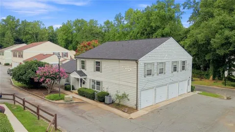 1392 Old Coach Road SW