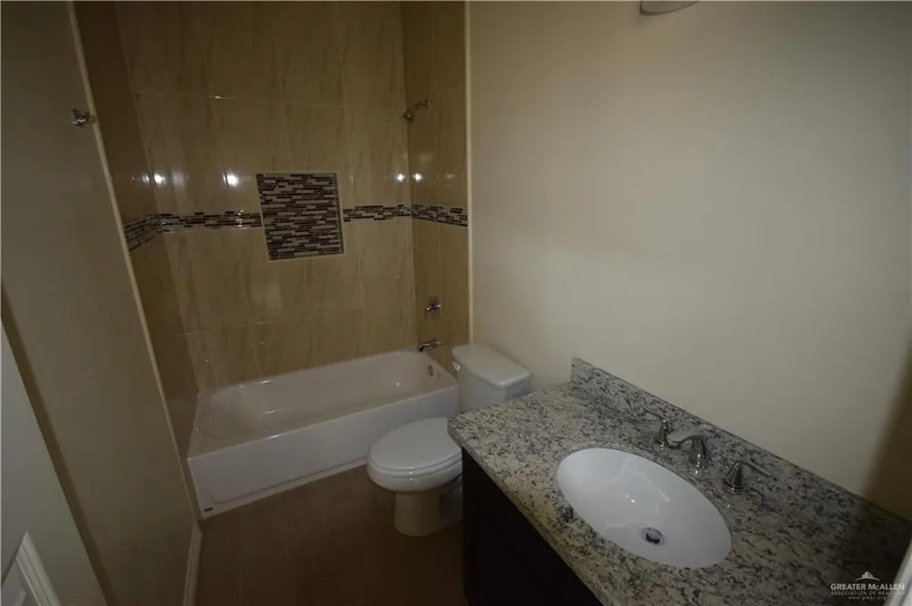 1217 Upas Drive #2 Edinburg, TX 78541