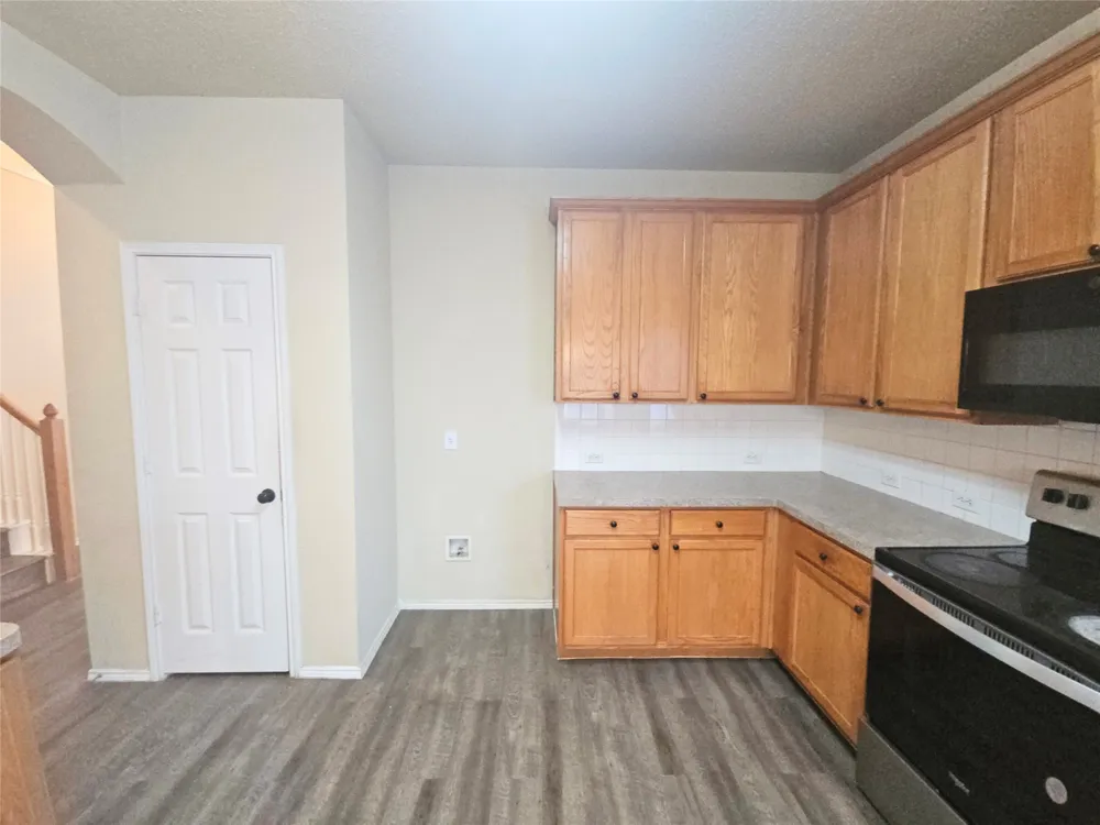 4605 Buffalo Bend Place Fort Worth, TX 76137