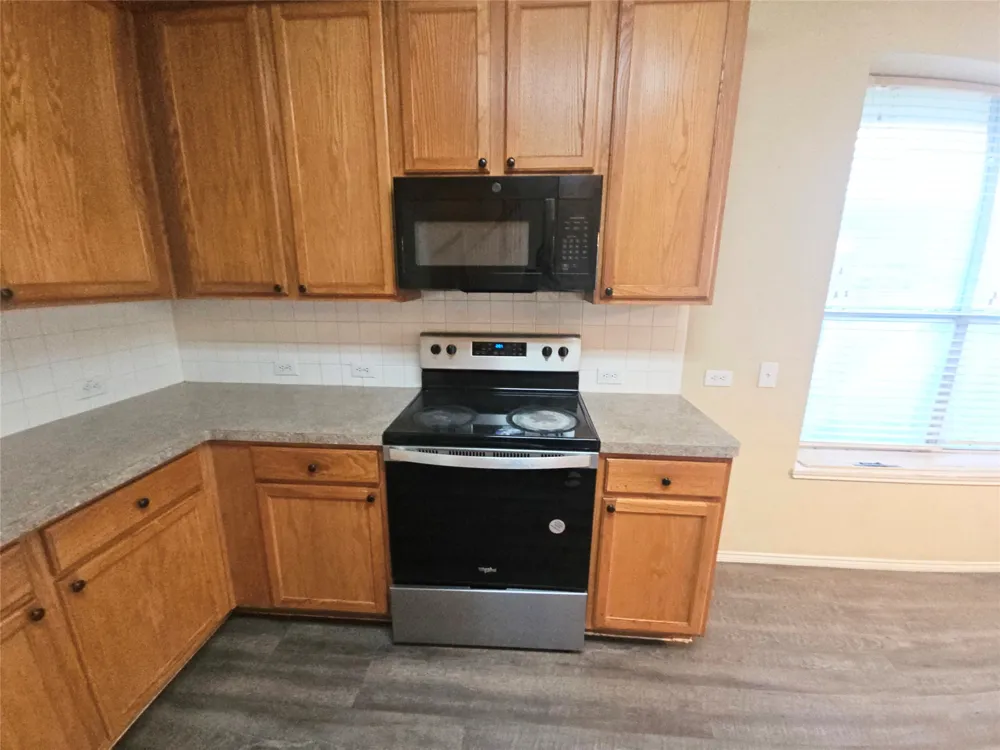 4605 Buffalo Bend Place Fort Worth, TX 76137