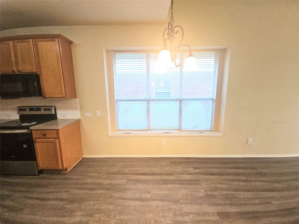 4605 Buffalo Bend Place Fort Worth, TX 76137