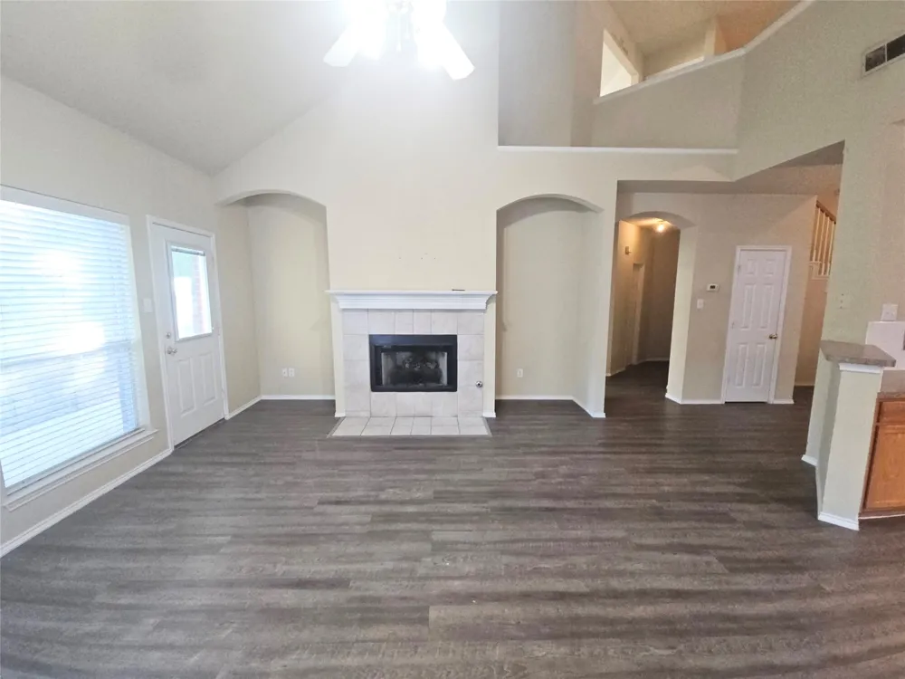 4605 Buffalo Bend Place Fort Worth, TX 76137