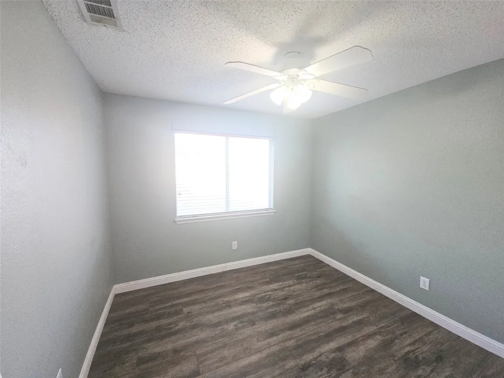 4605 Buffalo Bend Place Fort Worth, TX 76137