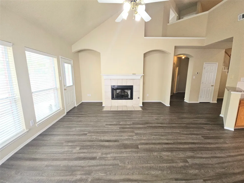 4605 Buffalo Bend Place Fort Worth, TX 76137