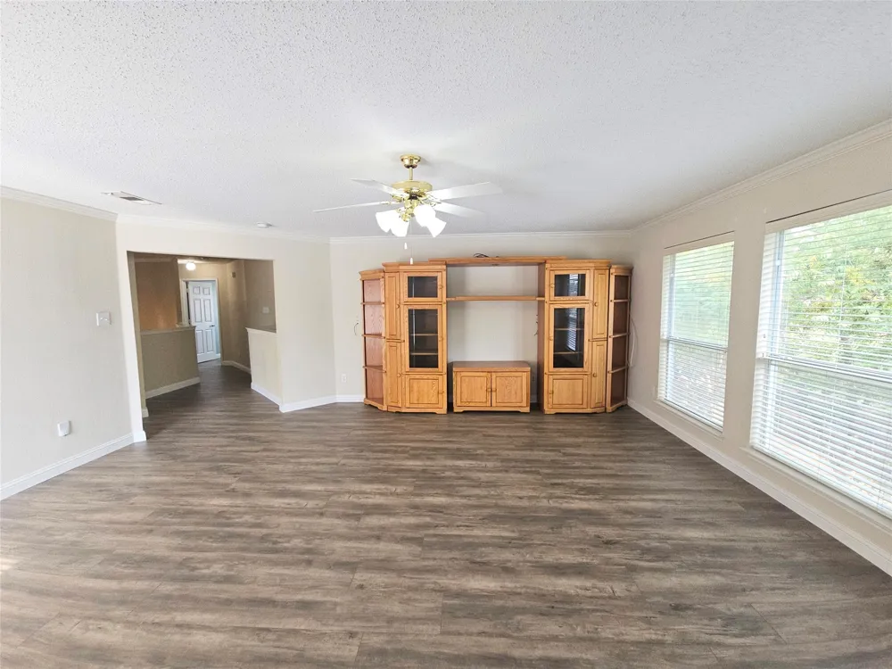 4605 Buffalo Bend Place Fort Worth, TX 76137