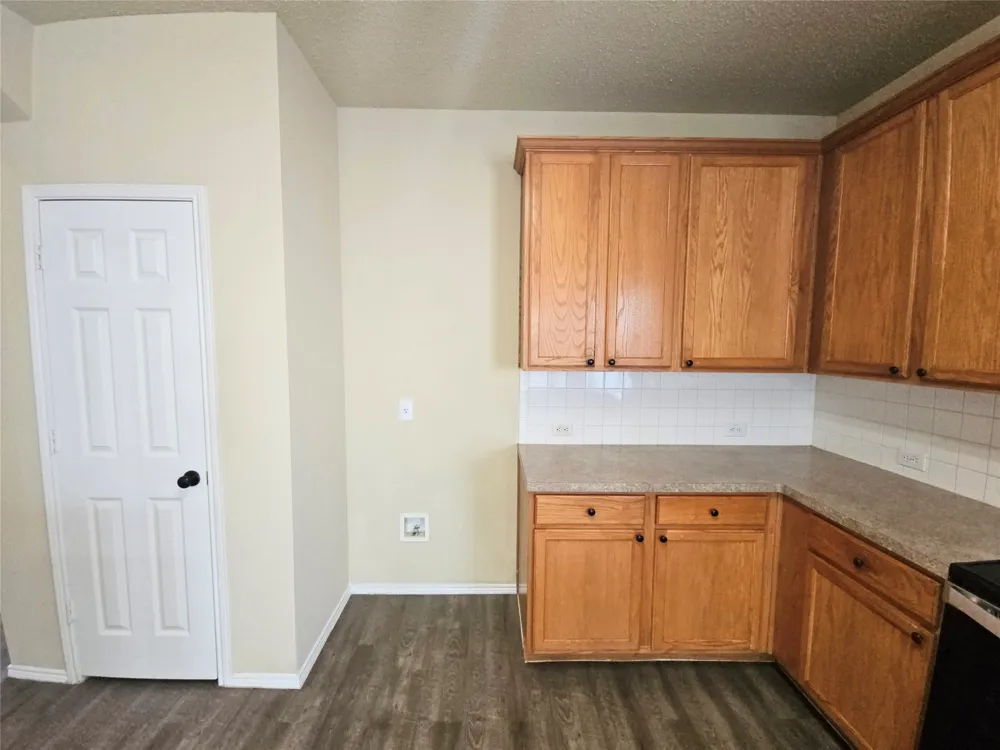 4605 Buffalo Bend Place Fort Worth, TX 76137