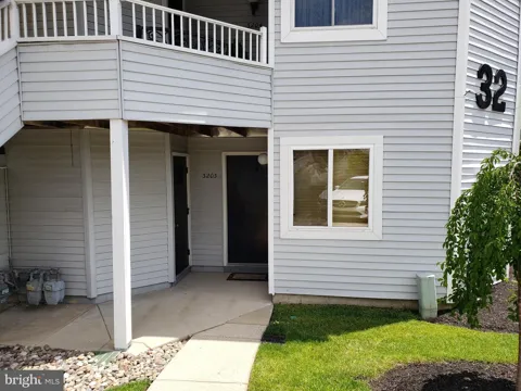 3203 JENNIFER COURT
