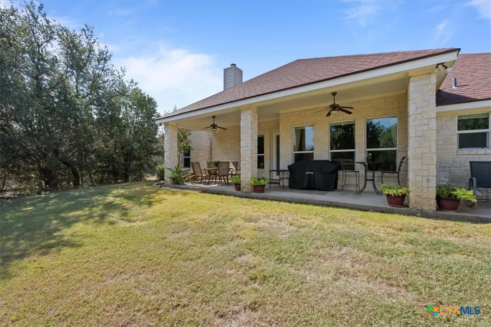 392 Bear Branch Road Purmela, TX 76566