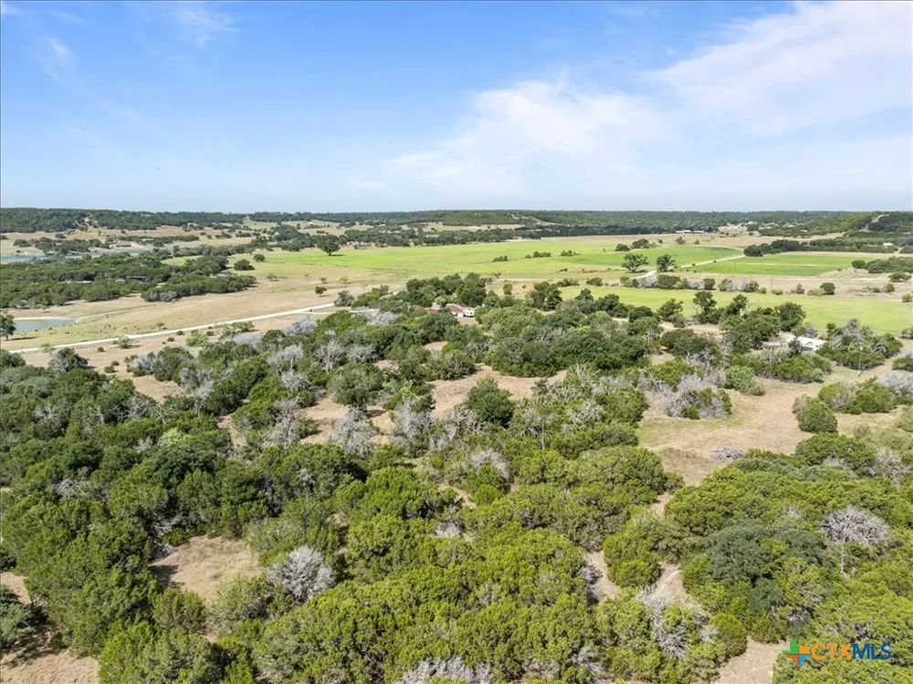 392 Bear Branch Road Purmela, TX 76566