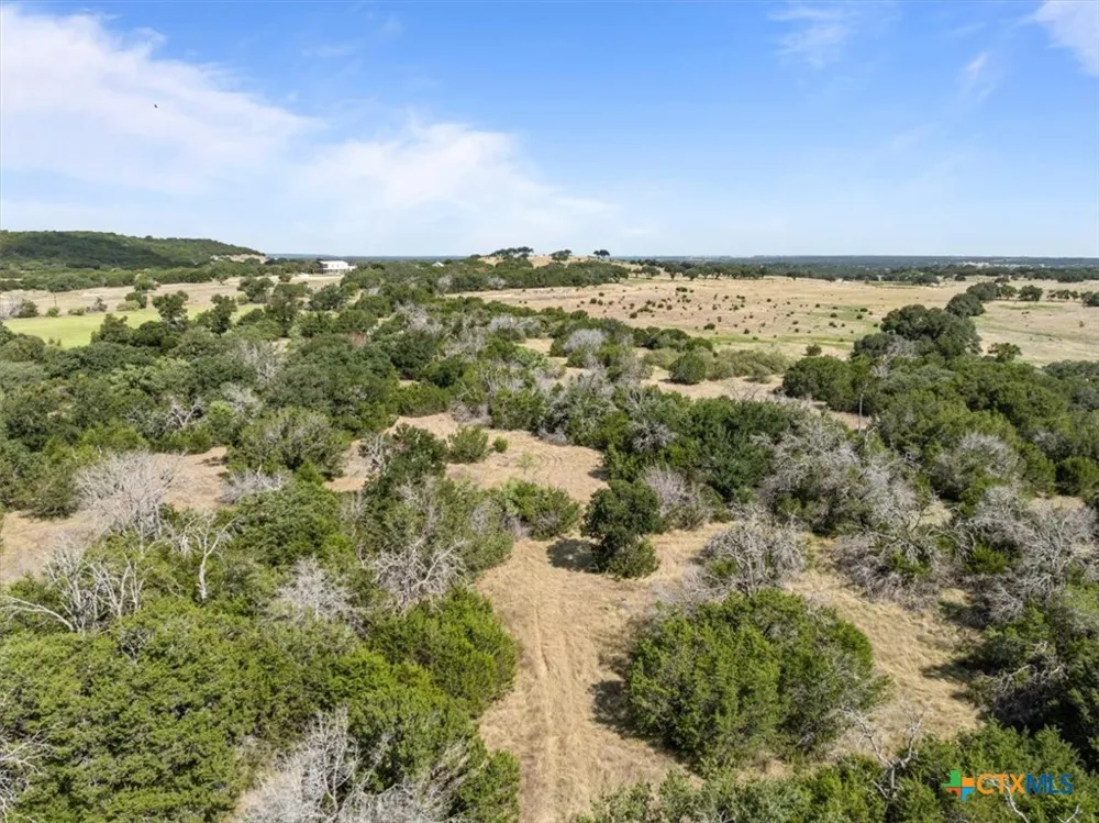392 Bear Branch Road Purmela, TX 76566