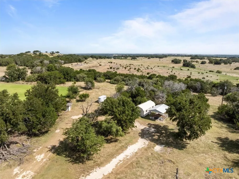 392 Bear Branch Road Purmela, TX 76566