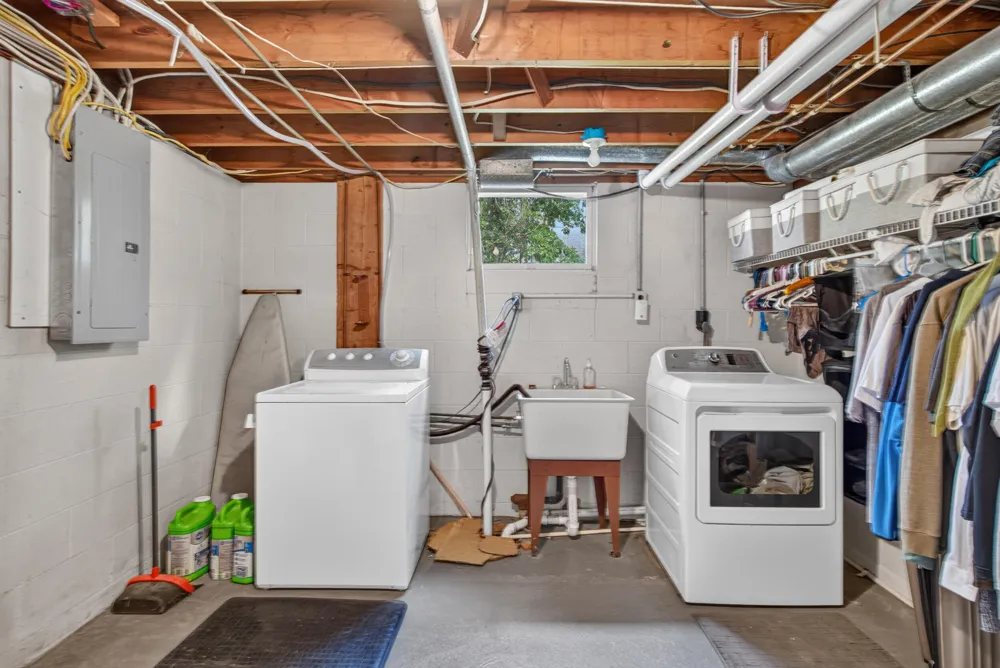 415 Richard Street Spring Arbor, MI 49283