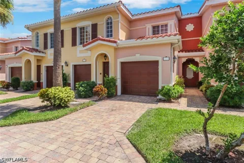 Royal Villagio Court #106