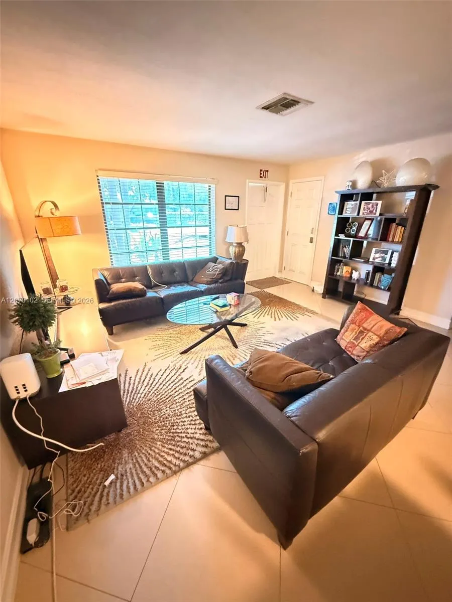 502 Ibis Dr Delray Beach, FL 33444