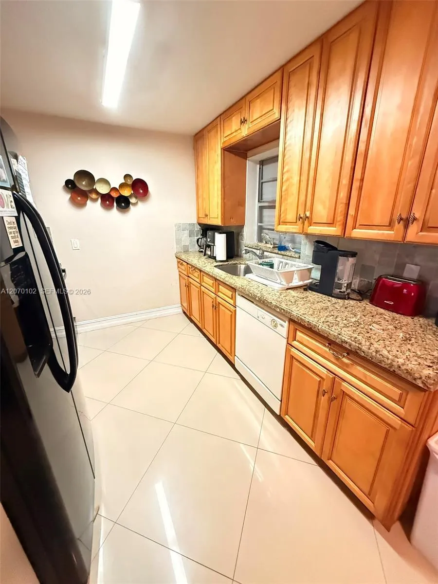 502 Ibis Dr Delray Beach, FL 33444