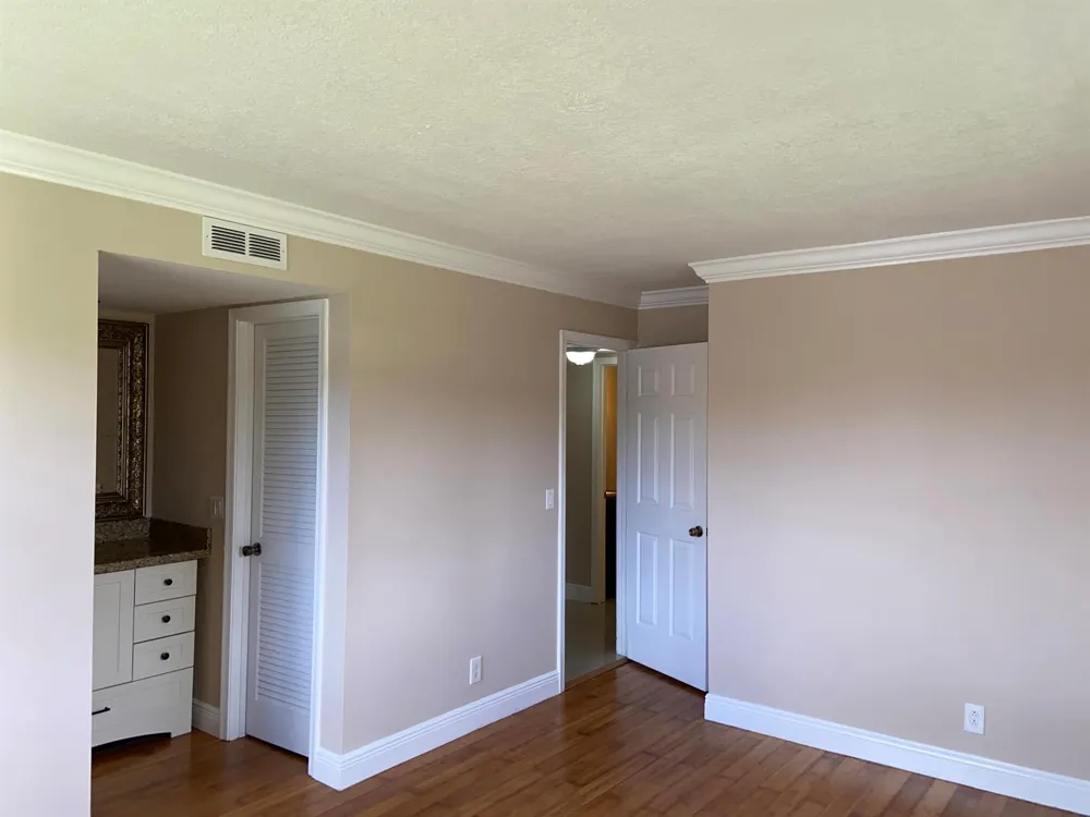 4477 Oak Terrace Drive 