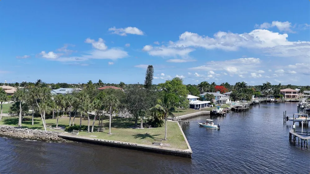 521 SW MARION COURT Palm City, FL 34990