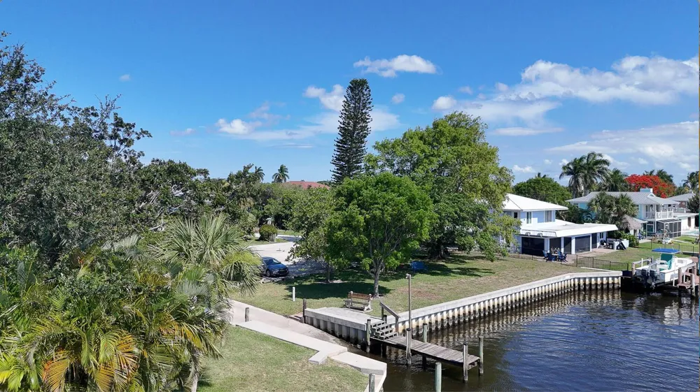 521 SW MARION COURT Palm City, FL 34990