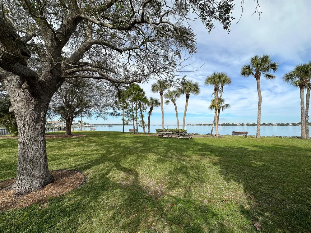521 SW MARION COURT Palm City, FL 34990