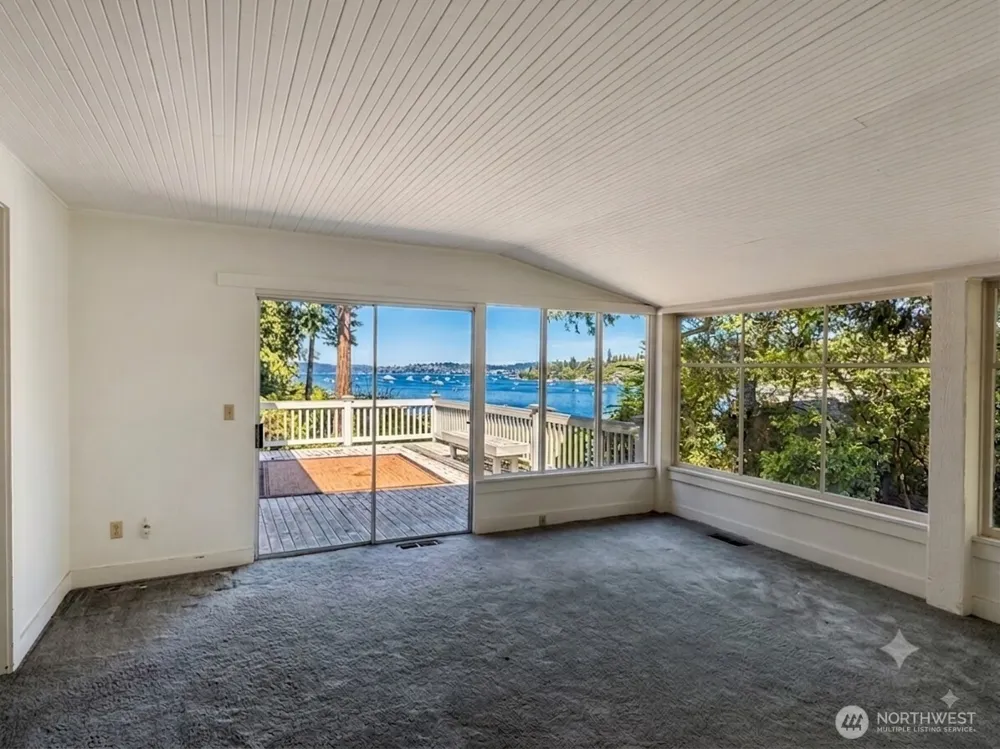 3216 Hunts Point Road Hunts Point, WA 98004