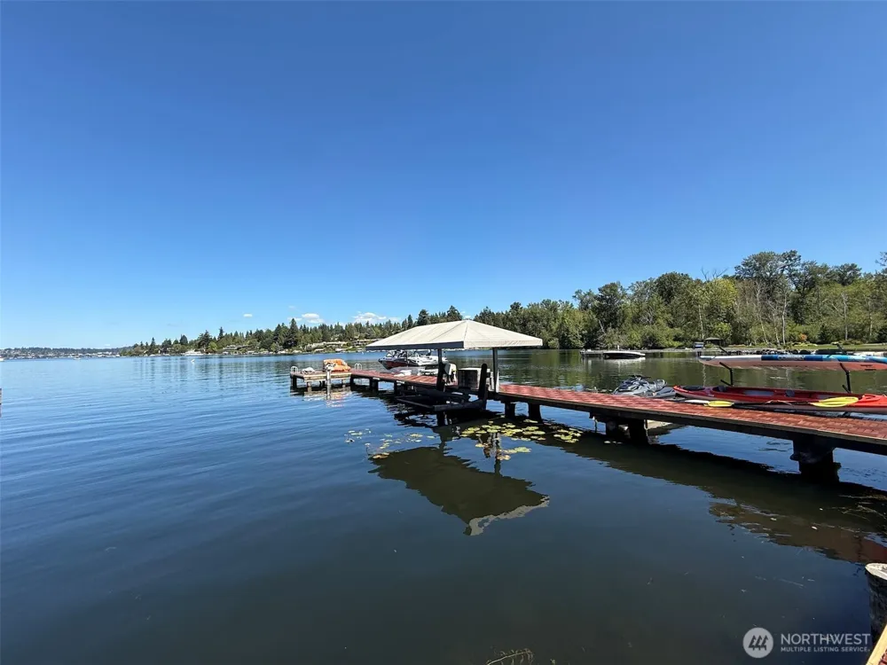 3216 Hunts Point Road Hunts Point, WA 98004