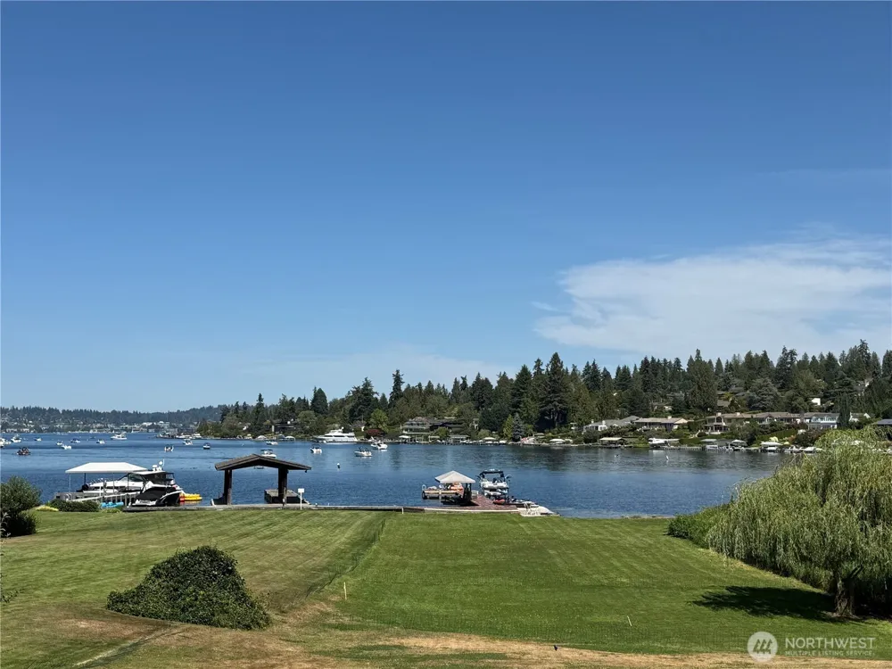 3216 Hunts Point Road Hunts Point, WA 98004