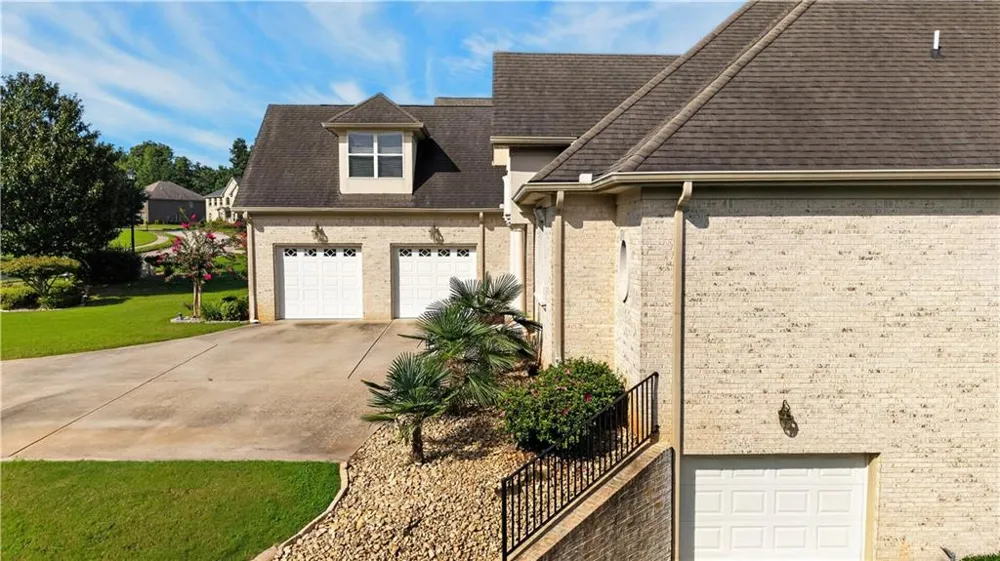 2308 Braunsroth Lane Hampton, GA 30228